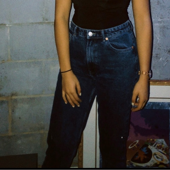 ZARA mom jeans size 10 great condition - Picture 3 of 4